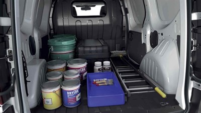 Express Furgón - Mampara de malla abatible con asiento del copiloto plegable

